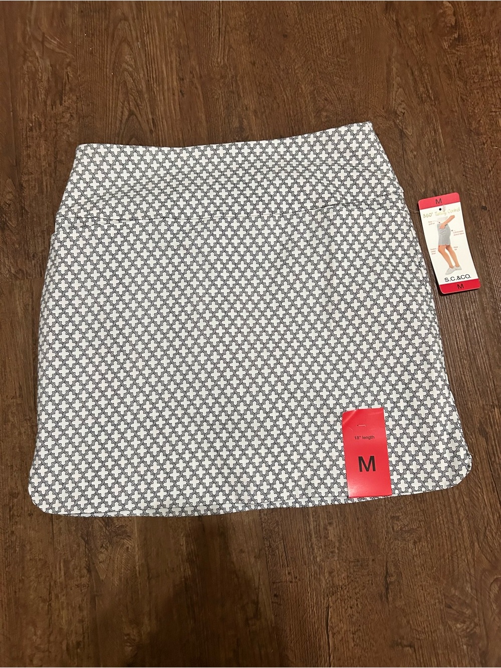 Women’s Black & White Patterned Skort - Brand: S.C & CO.